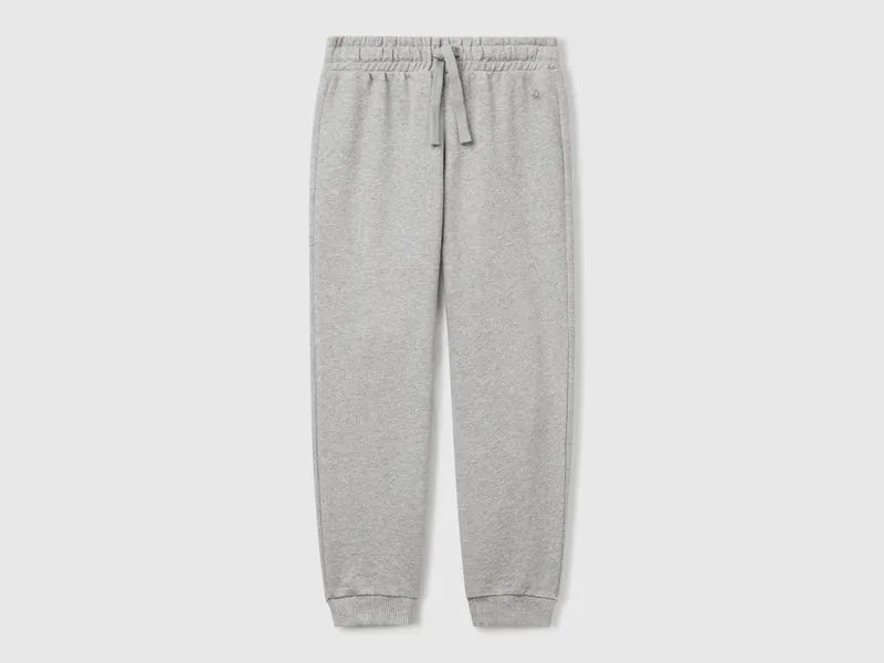 Jogginghose mit Logo