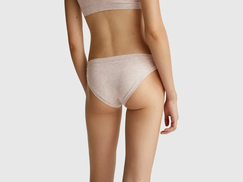 Tief sitzender Slip aus superelastischer Baumwolle