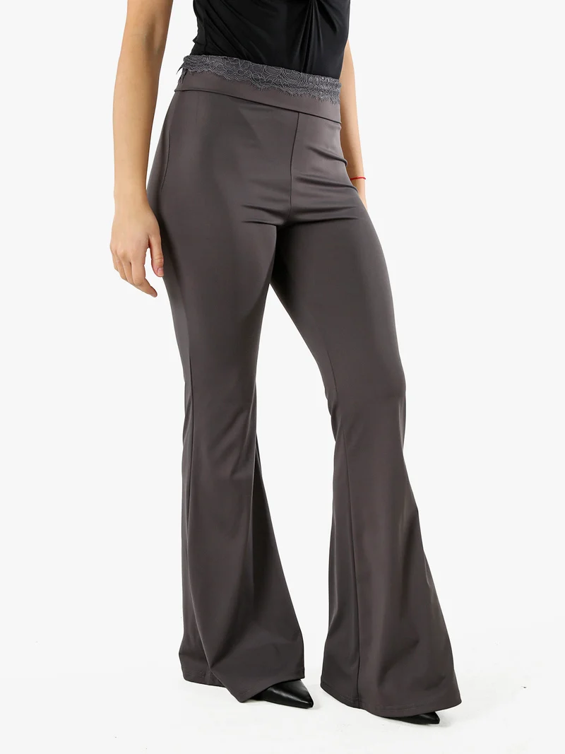 Pantaloni eleganti a zampa con pizzo in vita - grigio scuro