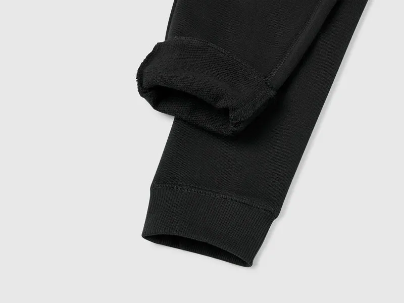 Jogginghose mit Logo