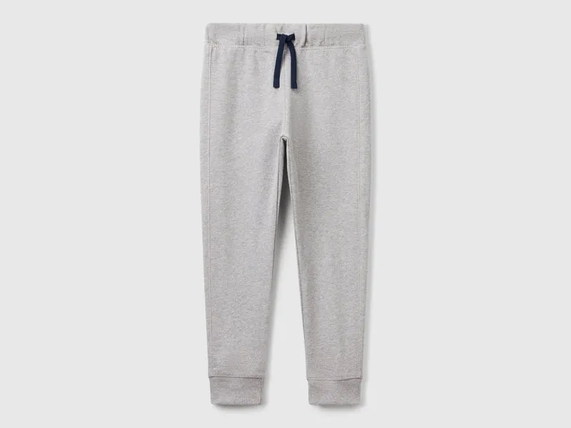 Jogginghose mit Logo