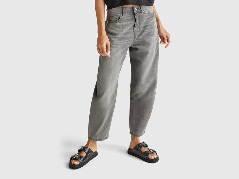 Jeans im Ballonschnitt