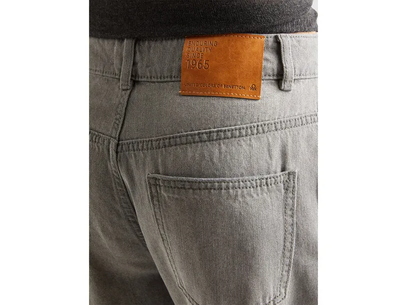 Jeans im Ballonschnitt