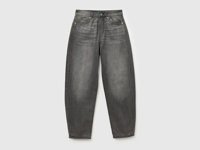 Jeans im Ballonschnitt