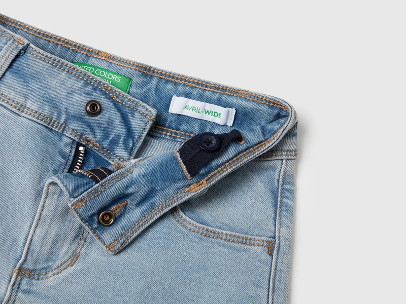 Jeans aus Baumwollmischung