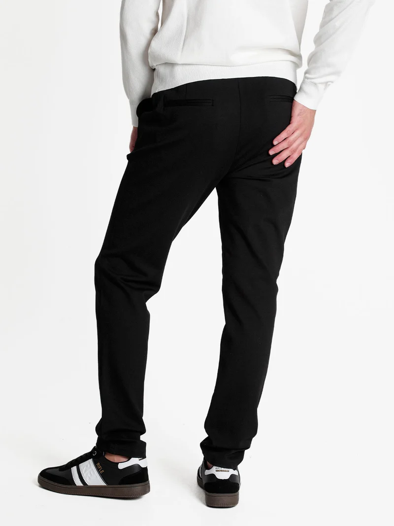 Pantaloni casual da uomo con coulisse - nero