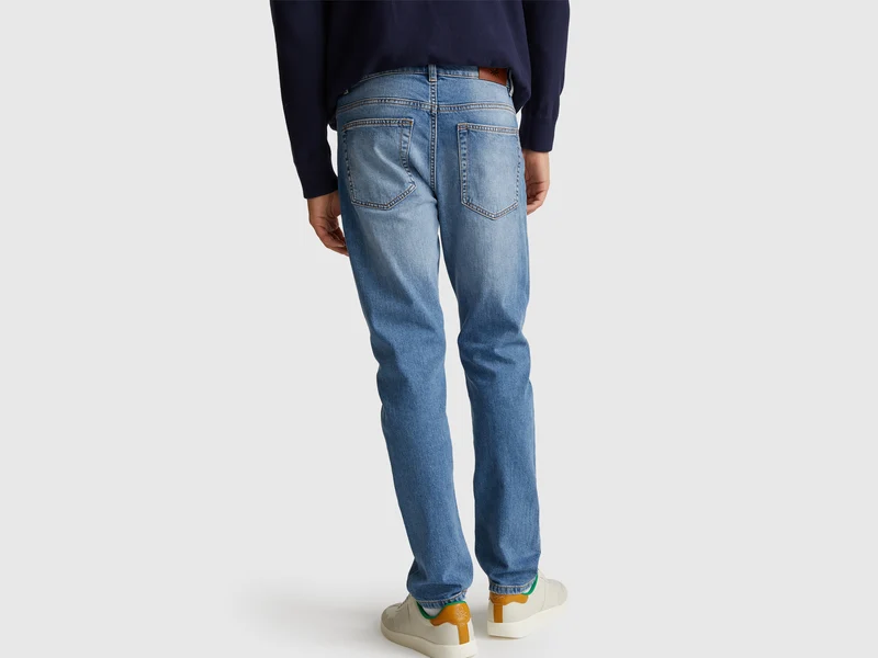 Slim-Fit-Jeans mit fünf Taschen