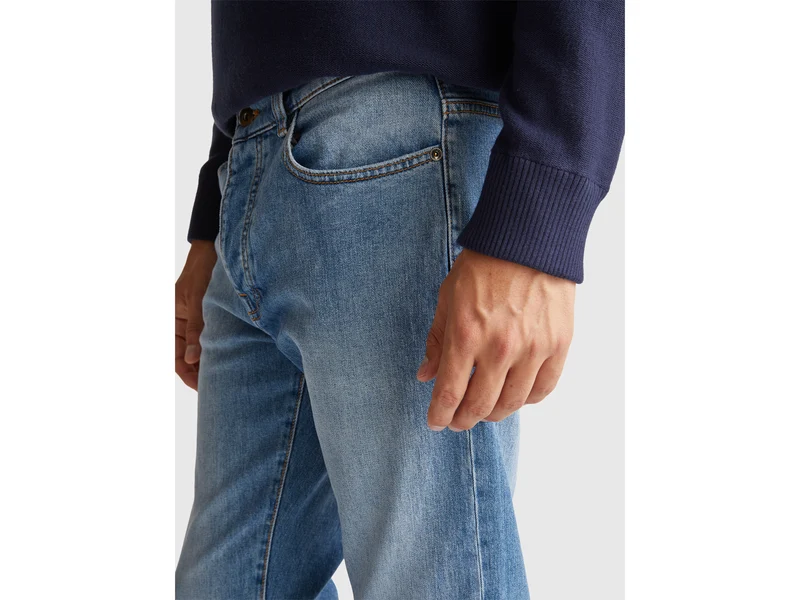 Slim-Fit-Jeans mit fünf Taschen