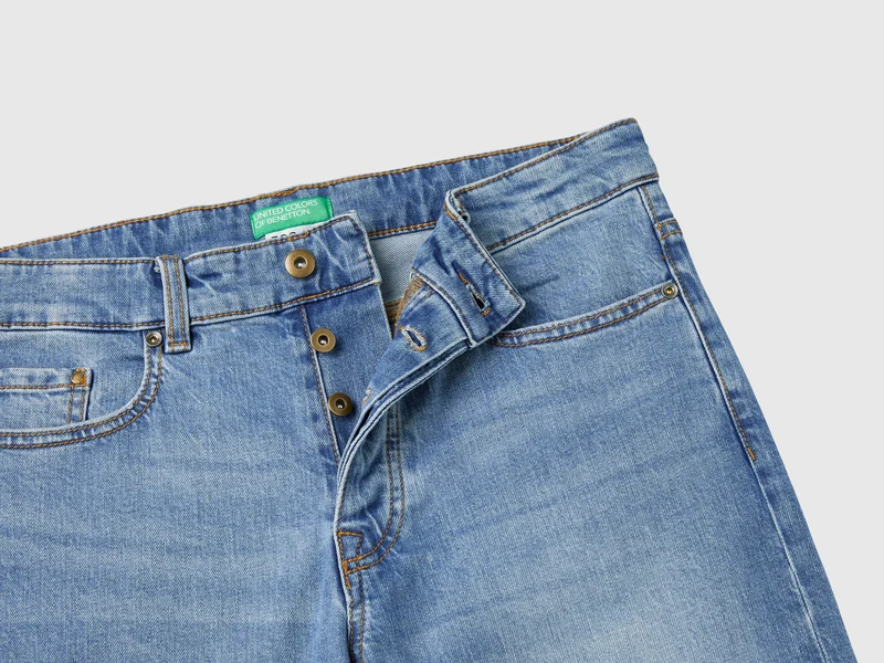 Slim-Fit-Jeans mit fünf Taschen