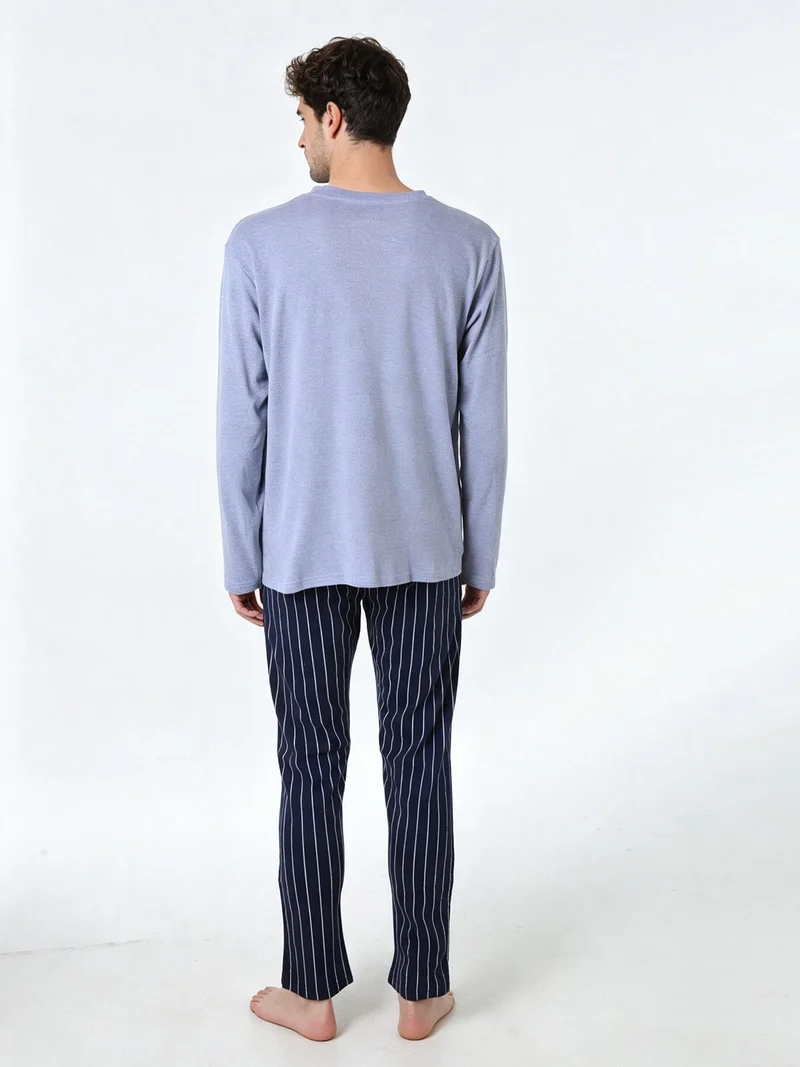 Pigiama da uomo in cotone interlock aperto con bottoni e pantaloni a righe - jeans