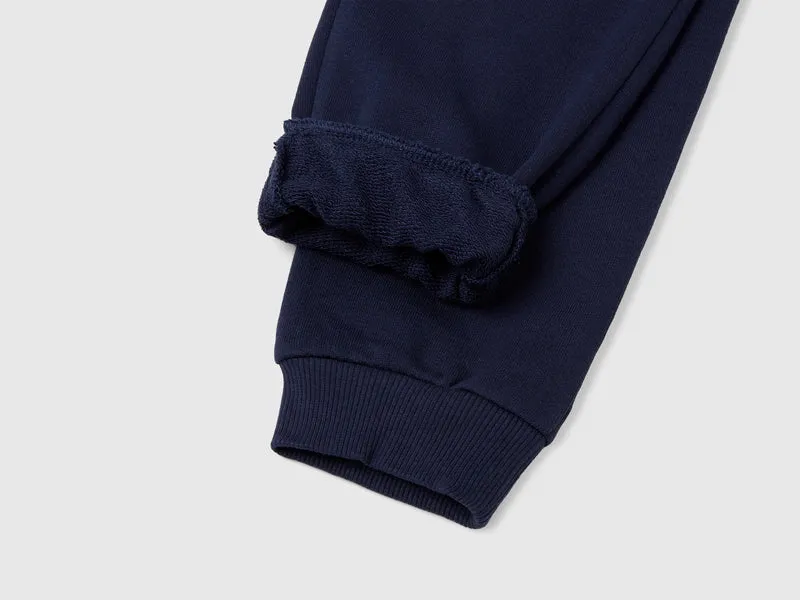 Jogginghose mit Logo