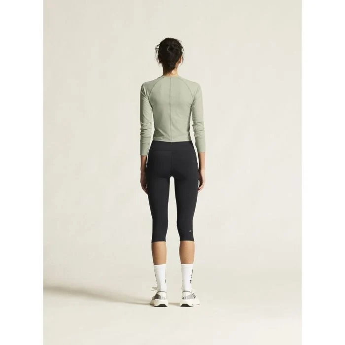 ESSENCE CAPRI 3 W