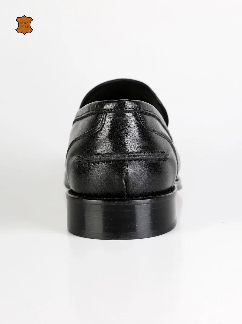 Mocassini neri in pelle - nero