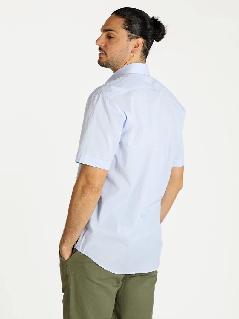 Camicia in cotone da uomo a maniche corte - azzurro
