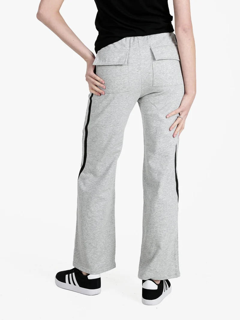 Pantaloni sportivi da donna in felpa - grigio