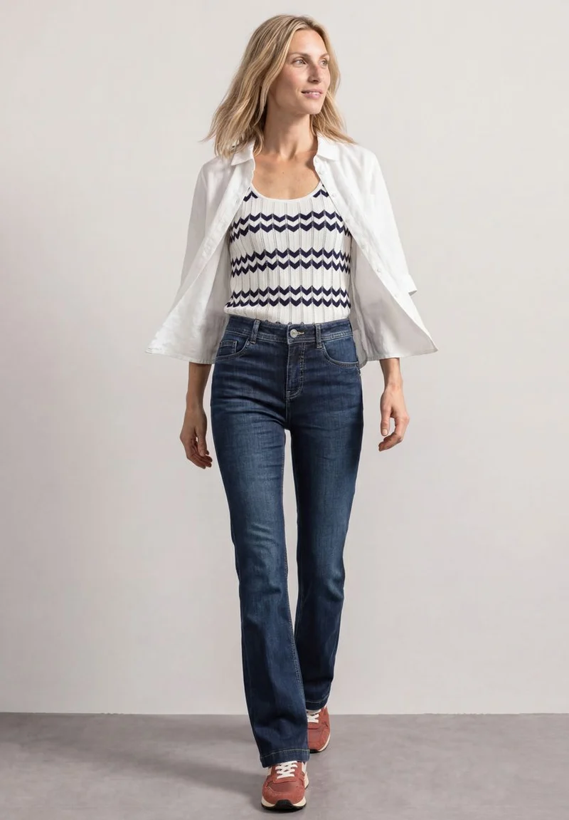 High Waist Bootcut Jeans im Slim Fit