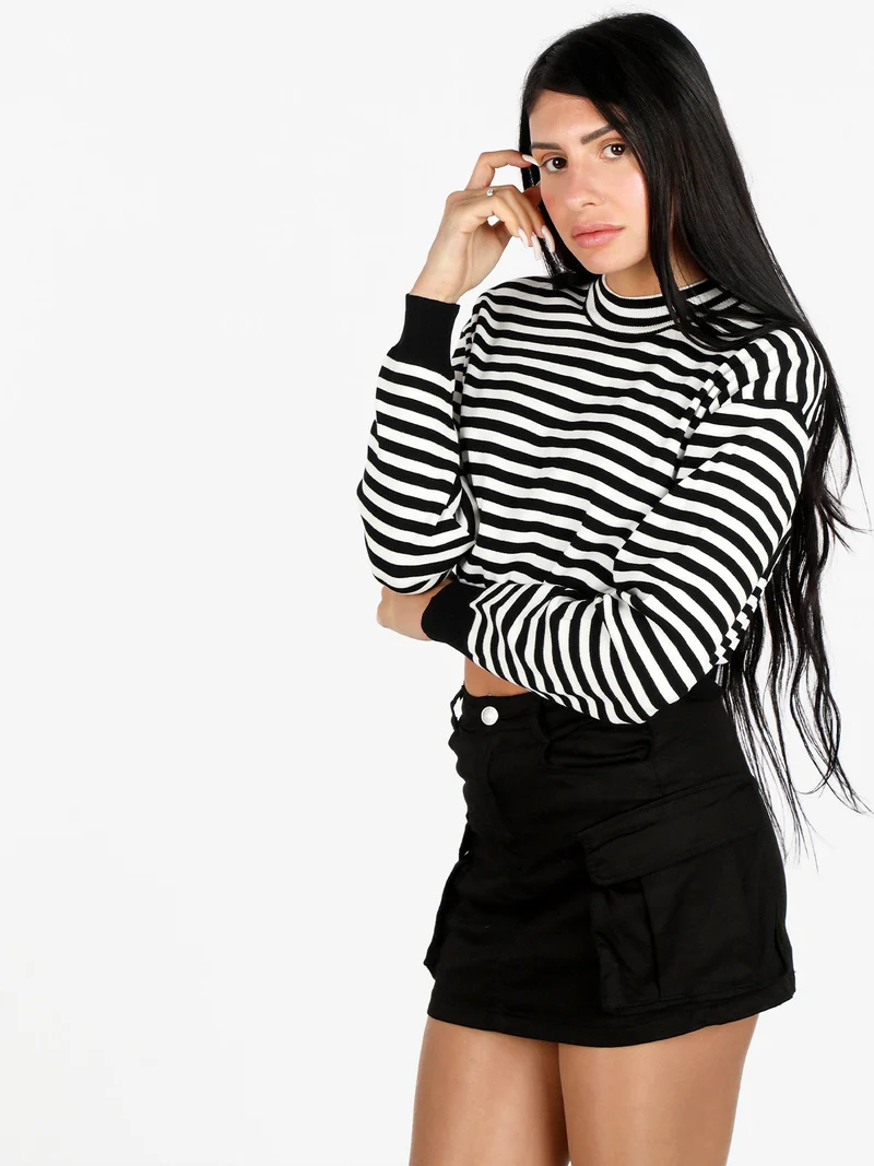 Pullover cropped da donna a righe - nero