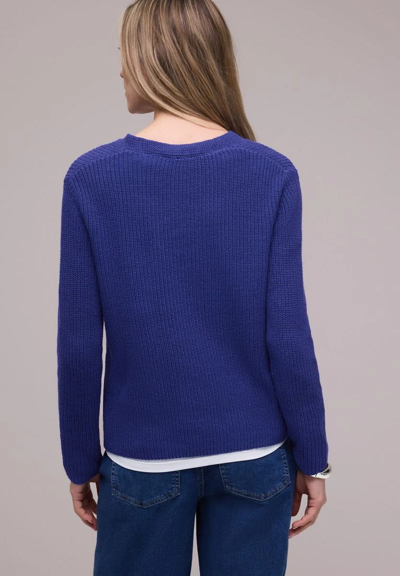 LTD QR_V-neck sweater