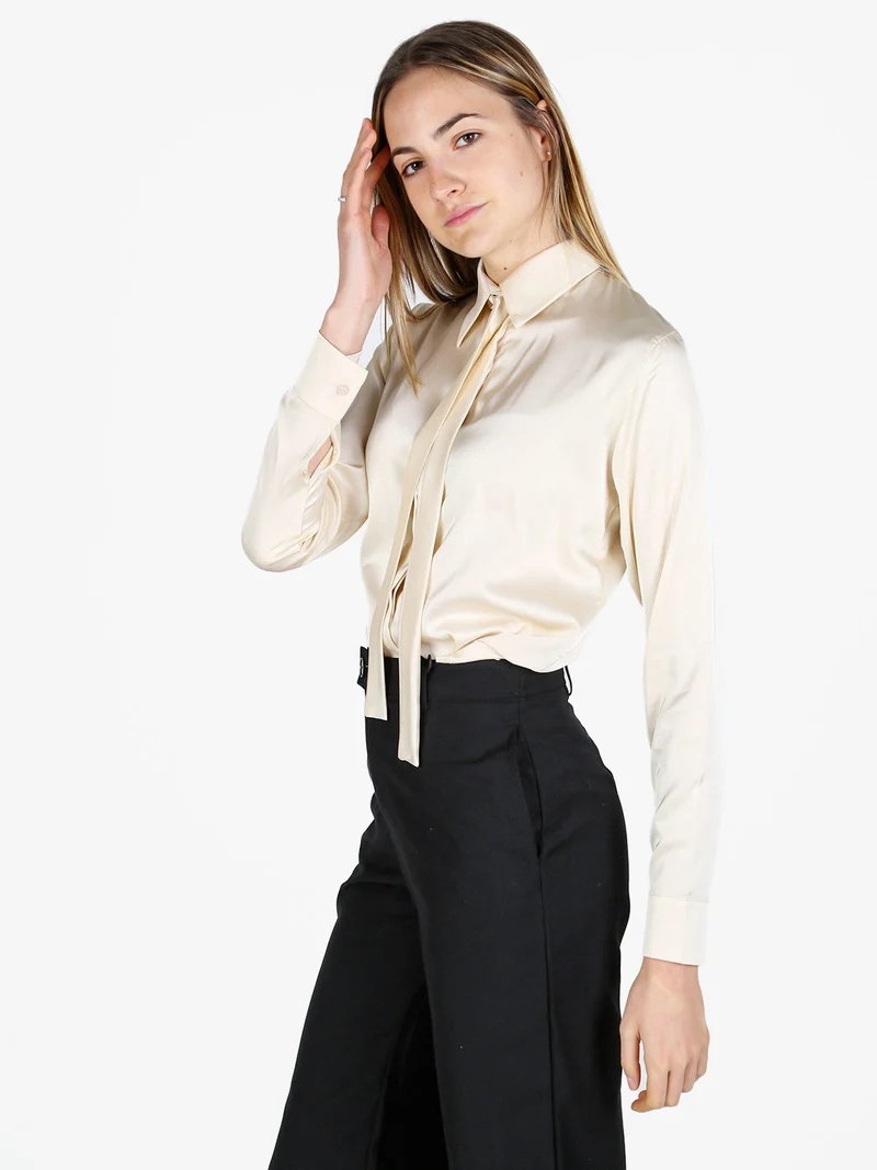 Camicia donna effetto raso con cravattino - beige