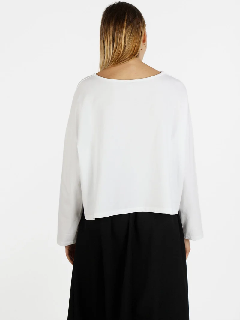T-shirt cropped da donna con tasca - bianco