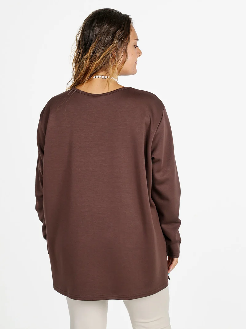 Maglia donna con spalline imbottite linea curvy - marrone