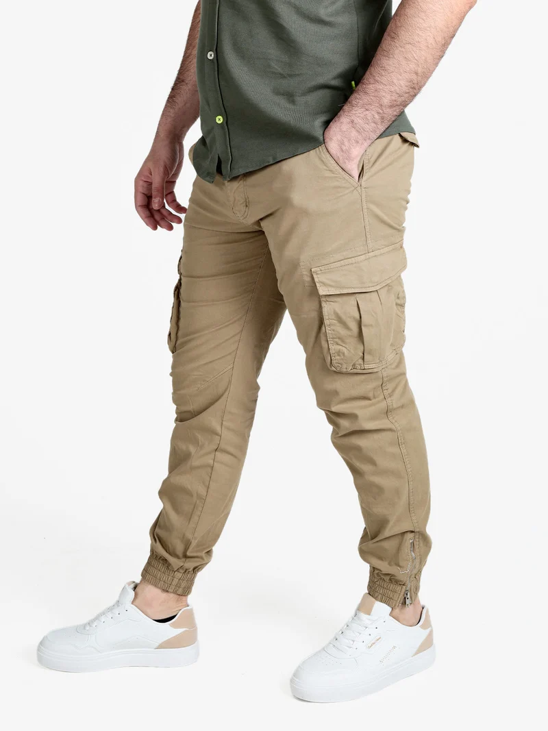 Pantaloni cargo da uomo con polsini e zip sul finale - khaki
