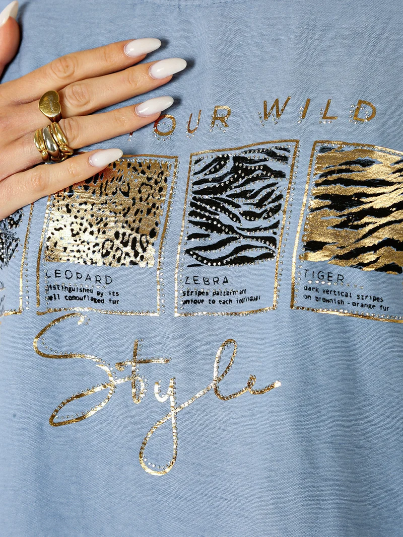 T-shirt donna in misto cotone con maniche a pipistrello e micro borchie - blu
