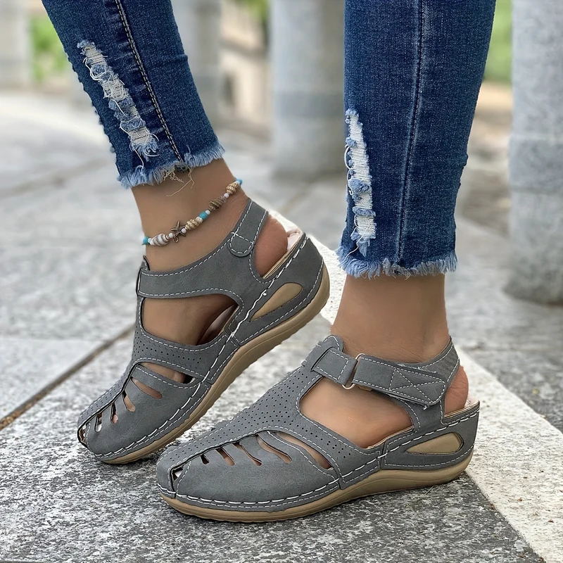 Damen Geschlossene Sandalen | Eleganter Plateauabsatz | Atmungsaktive Mikrofaser | Komfort & Stil
