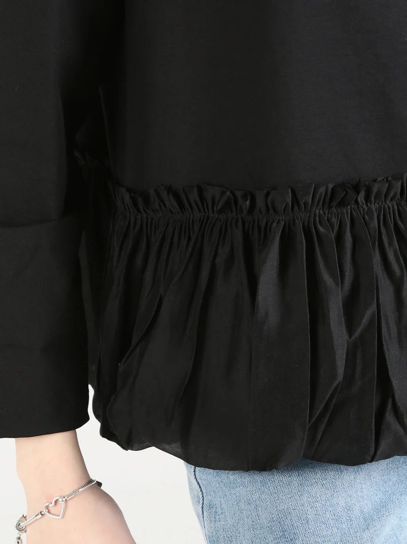 Maglia donna oversize con bordo finale a palloncino - nero