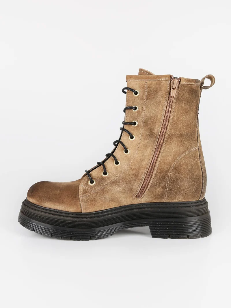 Anfibi in pelle scamosciata donna con plateau - cuoio