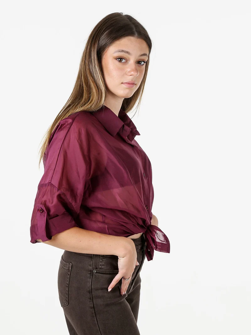Camicia donna oversize annodata sul fondo a maniche corte - bordeaux