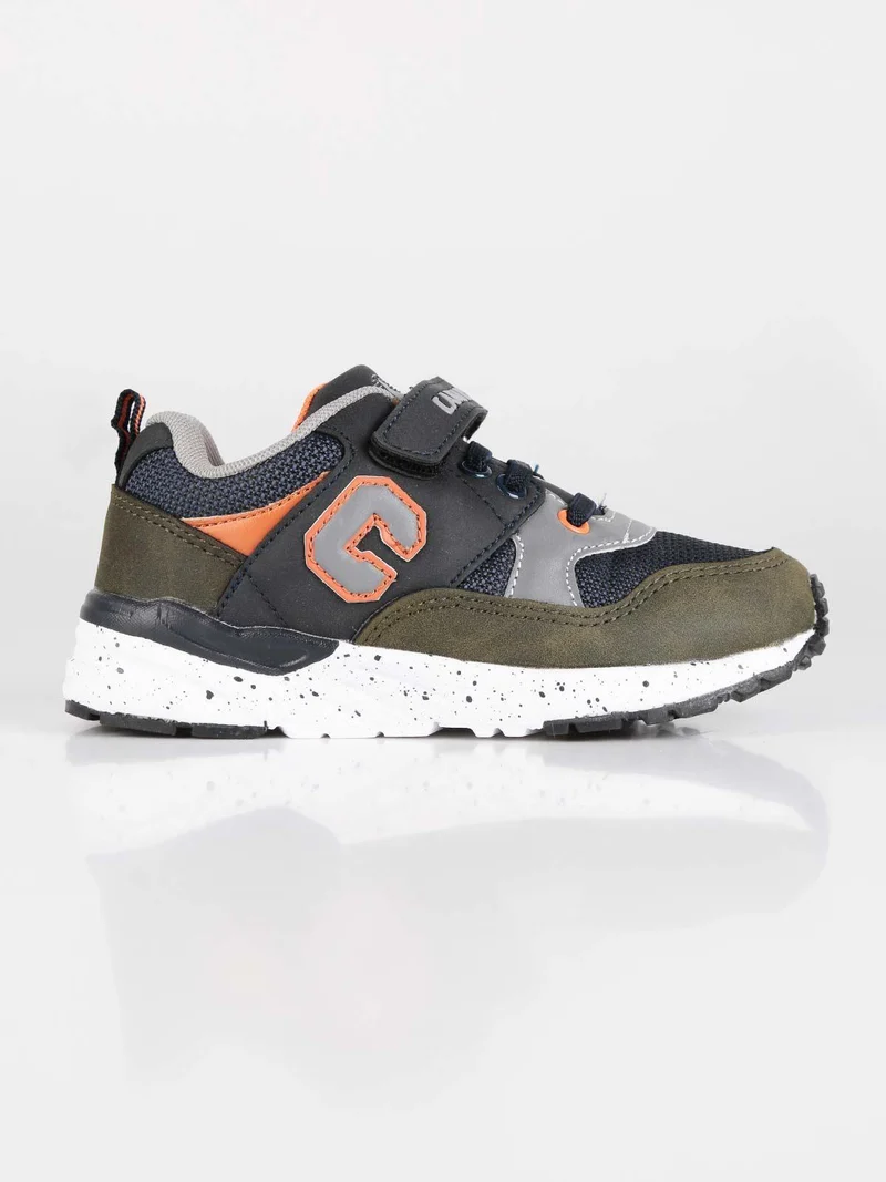 Scarpe sportive bambino con strappo - verde