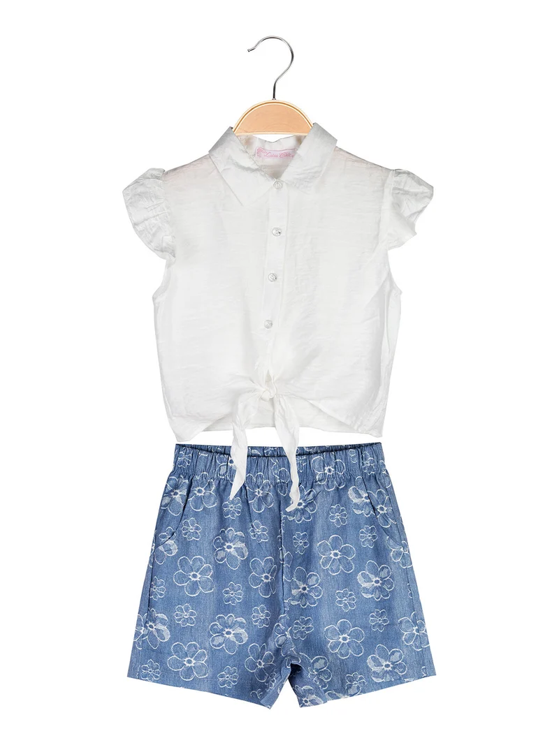 Completo corto da bambina con camicia e shorts effetto jeans - bianco