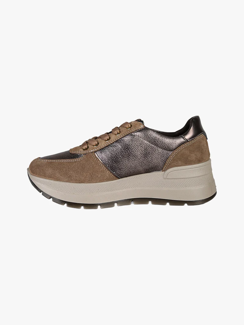 Sneakers donna in pelle con zeppa platform - fango
