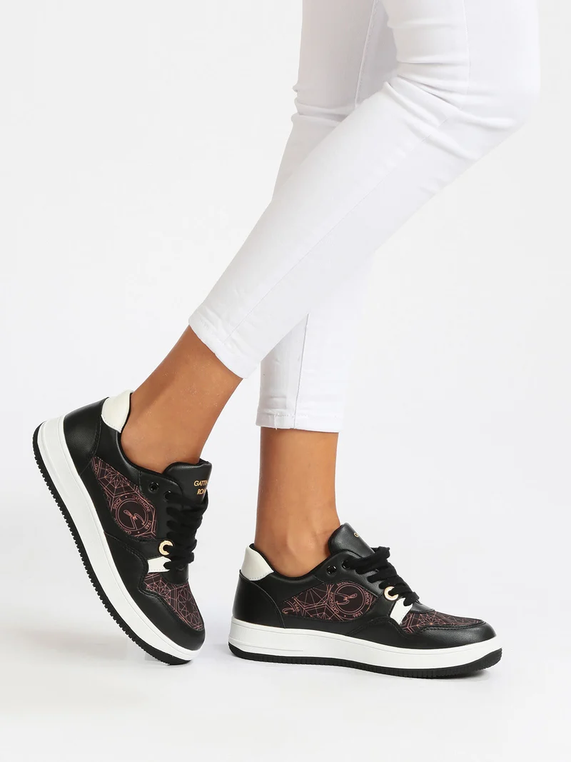 Sneakers donna stringate con stampe - nero