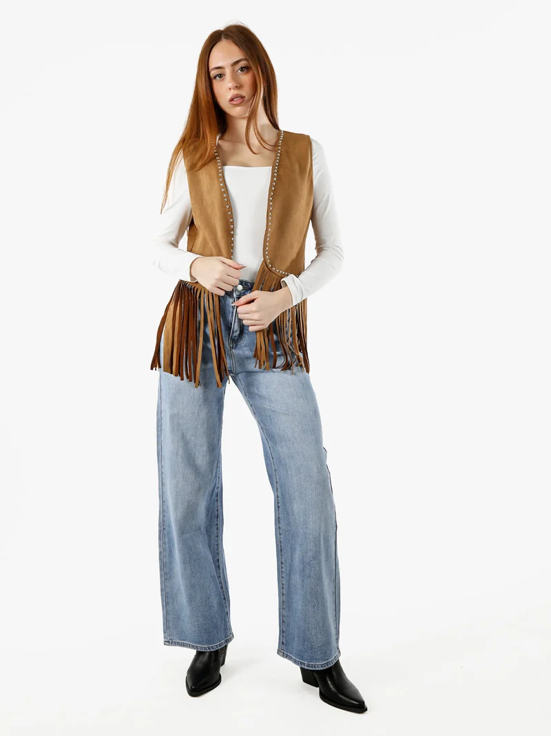 Gilet donna scamosciato con borchie e frange - cammello