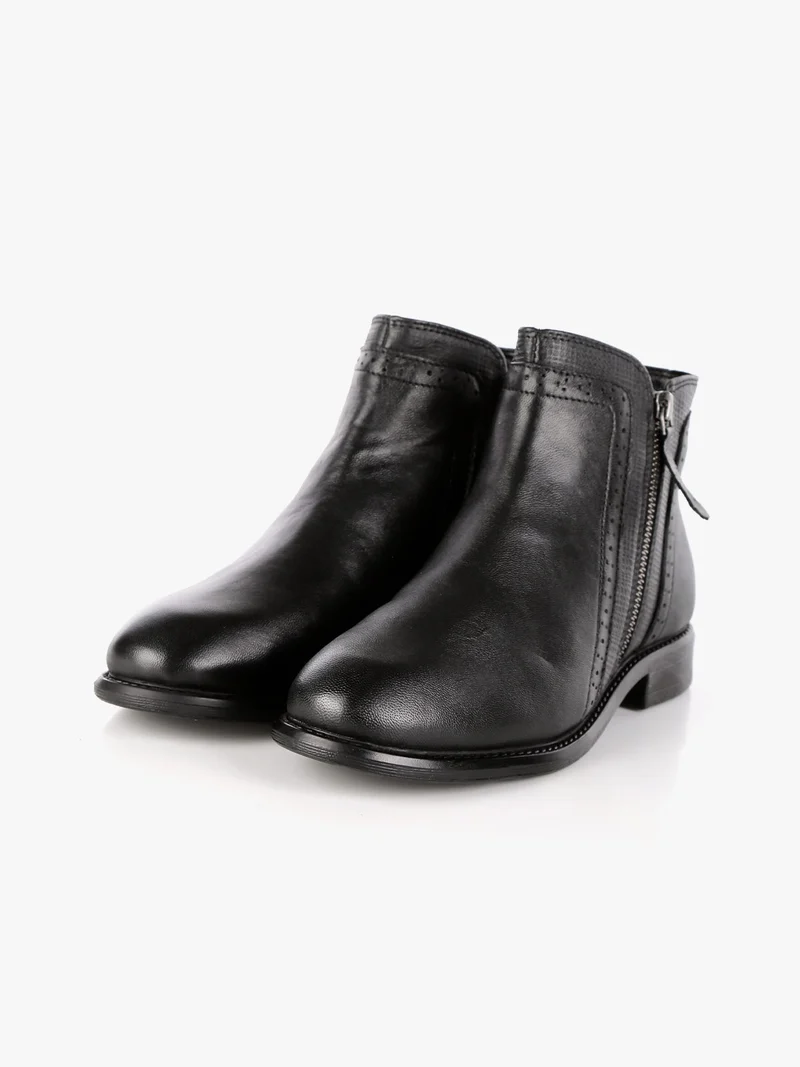 Stivaletti da donna in vera pelle - nero
