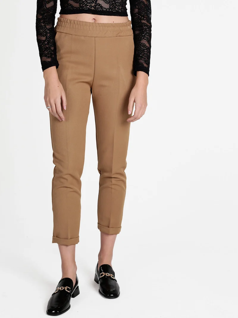 Pantaloni donna con risvolto - cammello