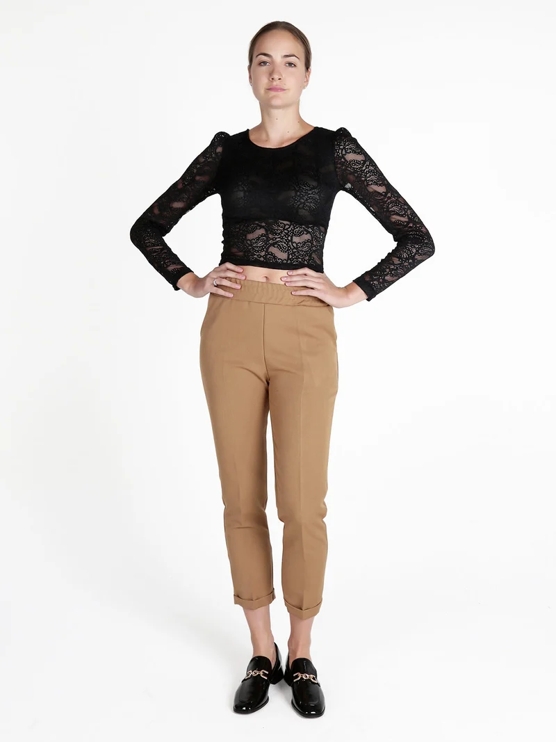 Pantaloni donna con risvolto - cammello