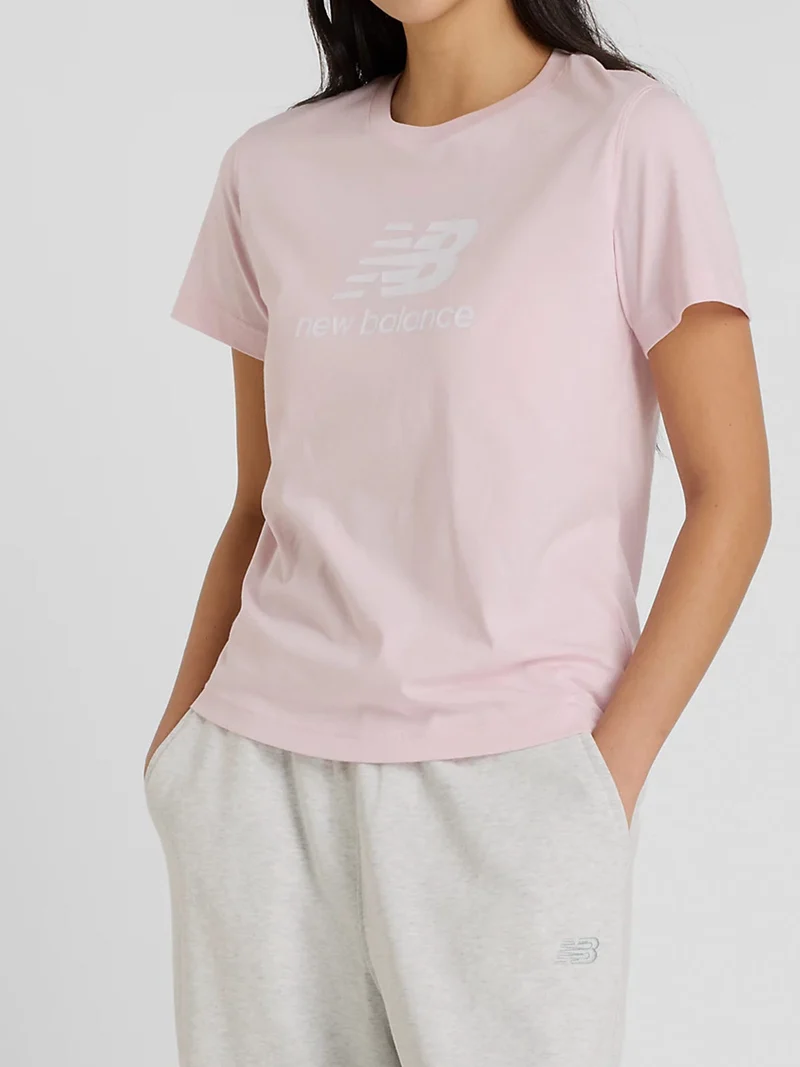 ESSENTIALS STACKED LOGO TEE T-shirt donna - rosa