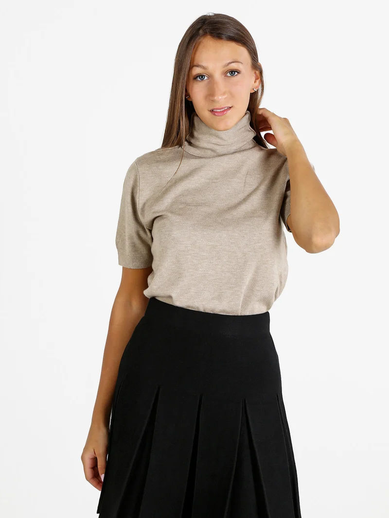 Maglia donna dolcevita a maniche corte - sabbia