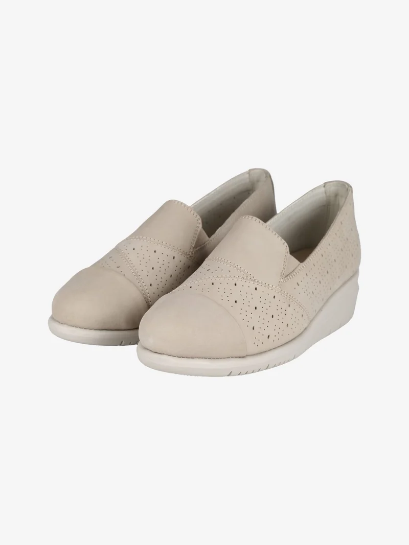 Mocassini in pelle traforata donna - beige