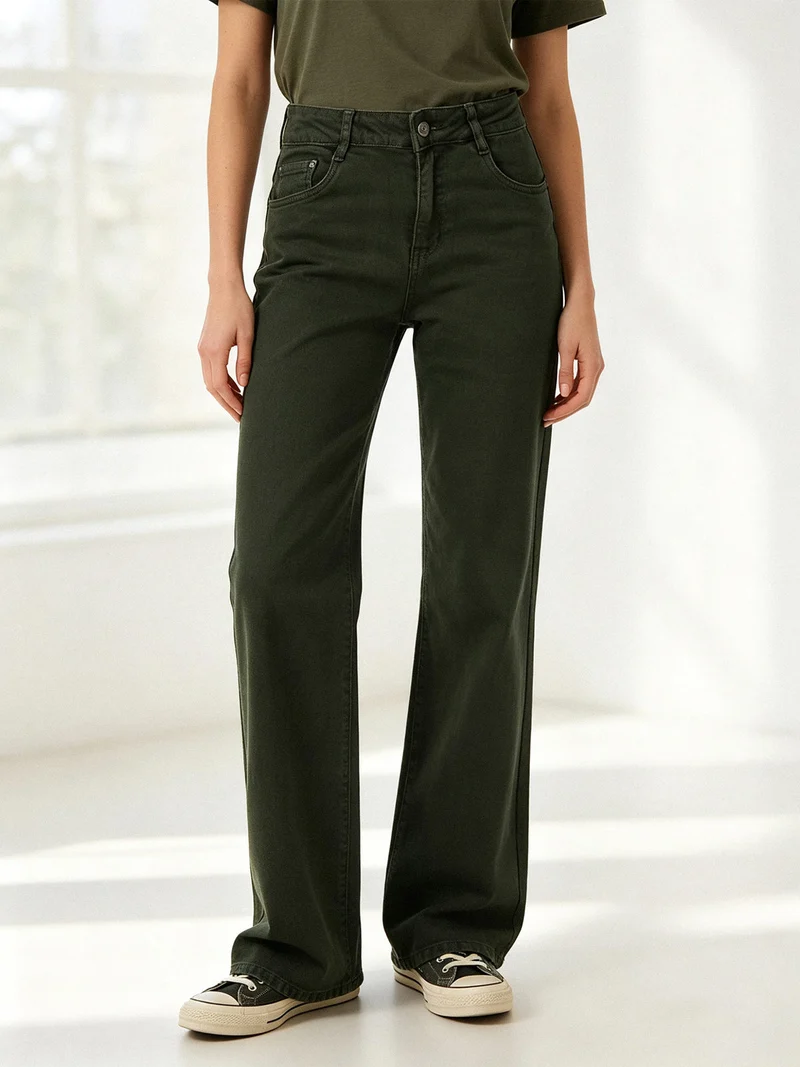 Jeans donna a vita alta con gamba larga - militare