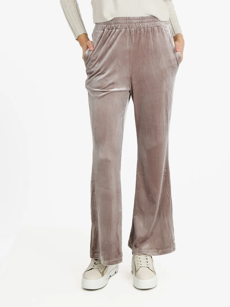 Pantaloni a zampa da donna in velluto - taupe