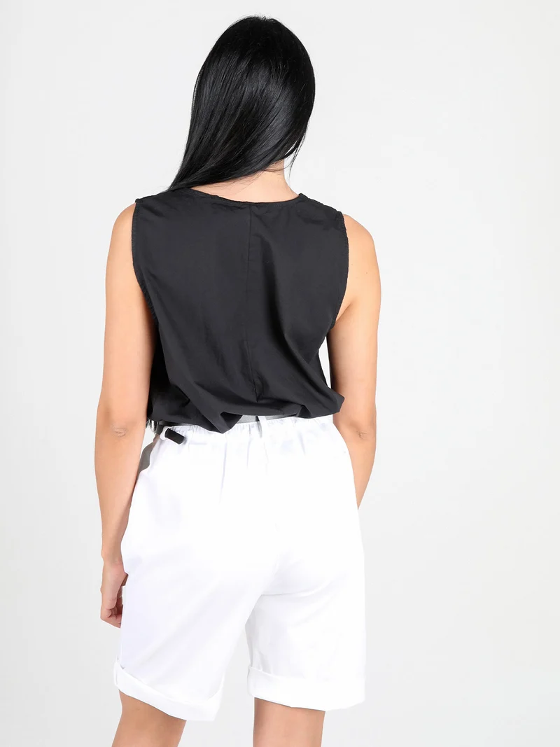 Top donna svasato in cotone con spacco dietro - nero