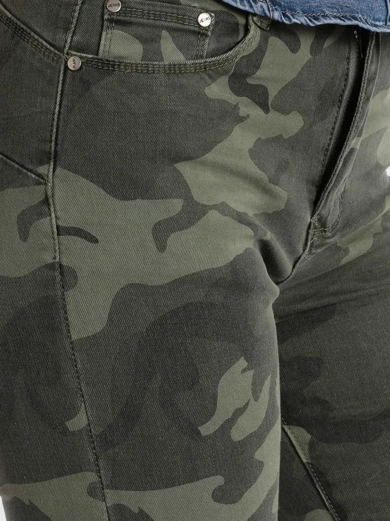 Pantaloni con stampa mimetica - militare