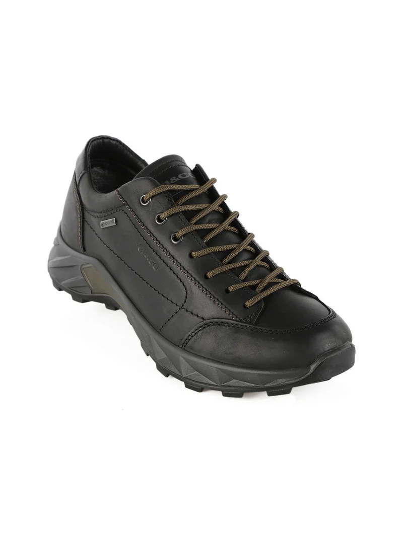Sneakers stringate in pelle da uomo - nero