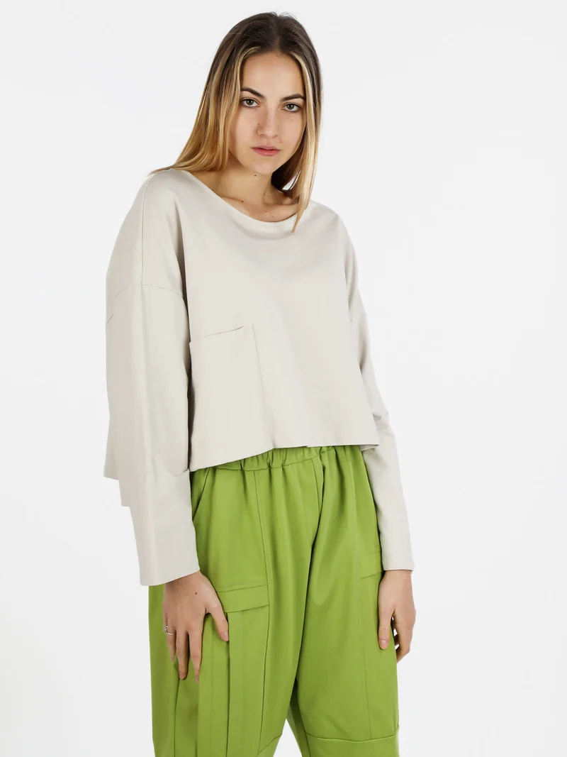 T-shirt cropped da donna con tasca - beige