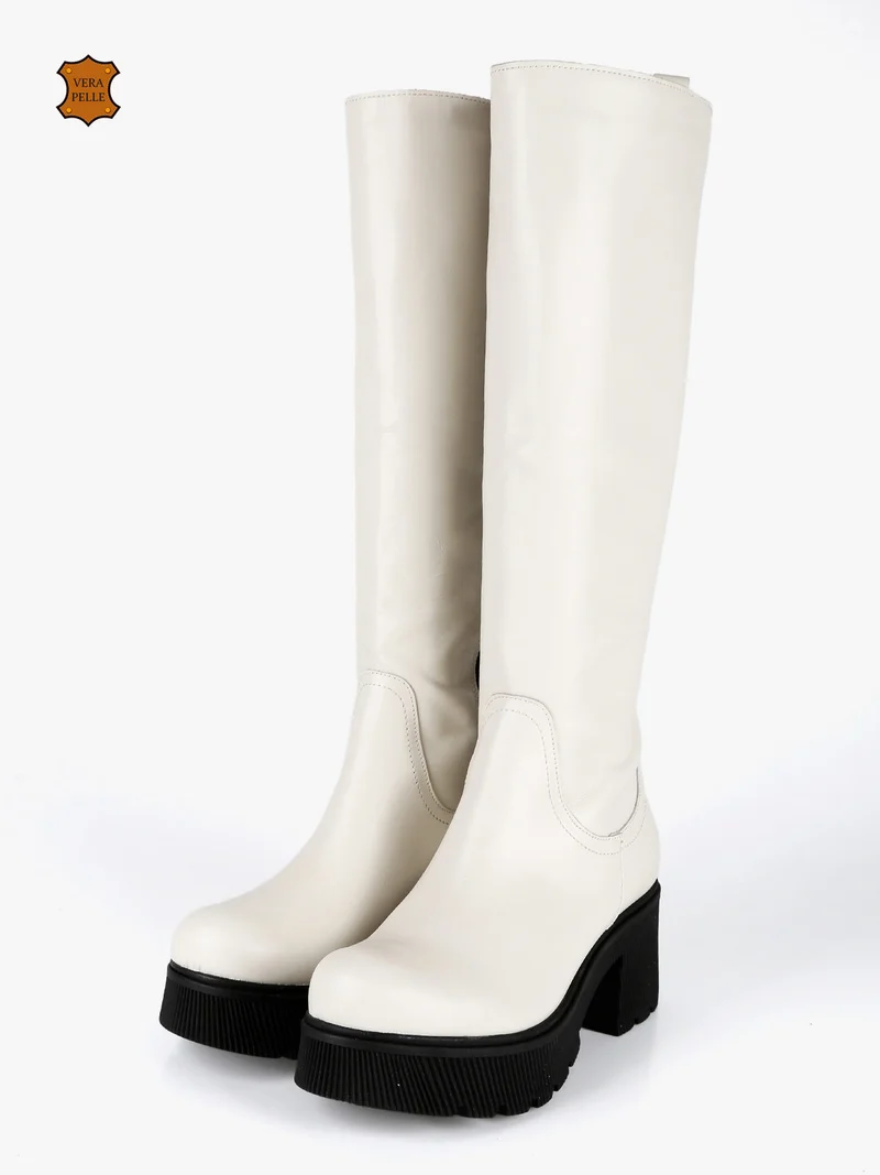 Stivali in pelle da donna con tacco e plateau - bianco
