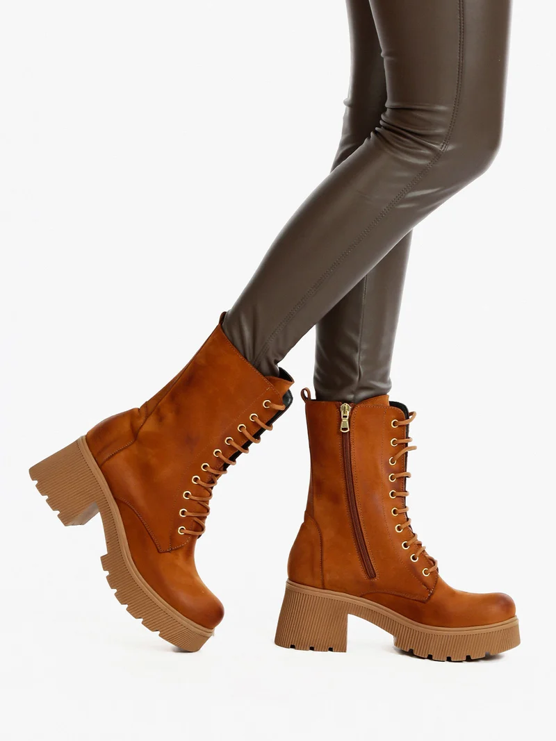 Stivaletti in pelle scamosciata donna - cuoio
